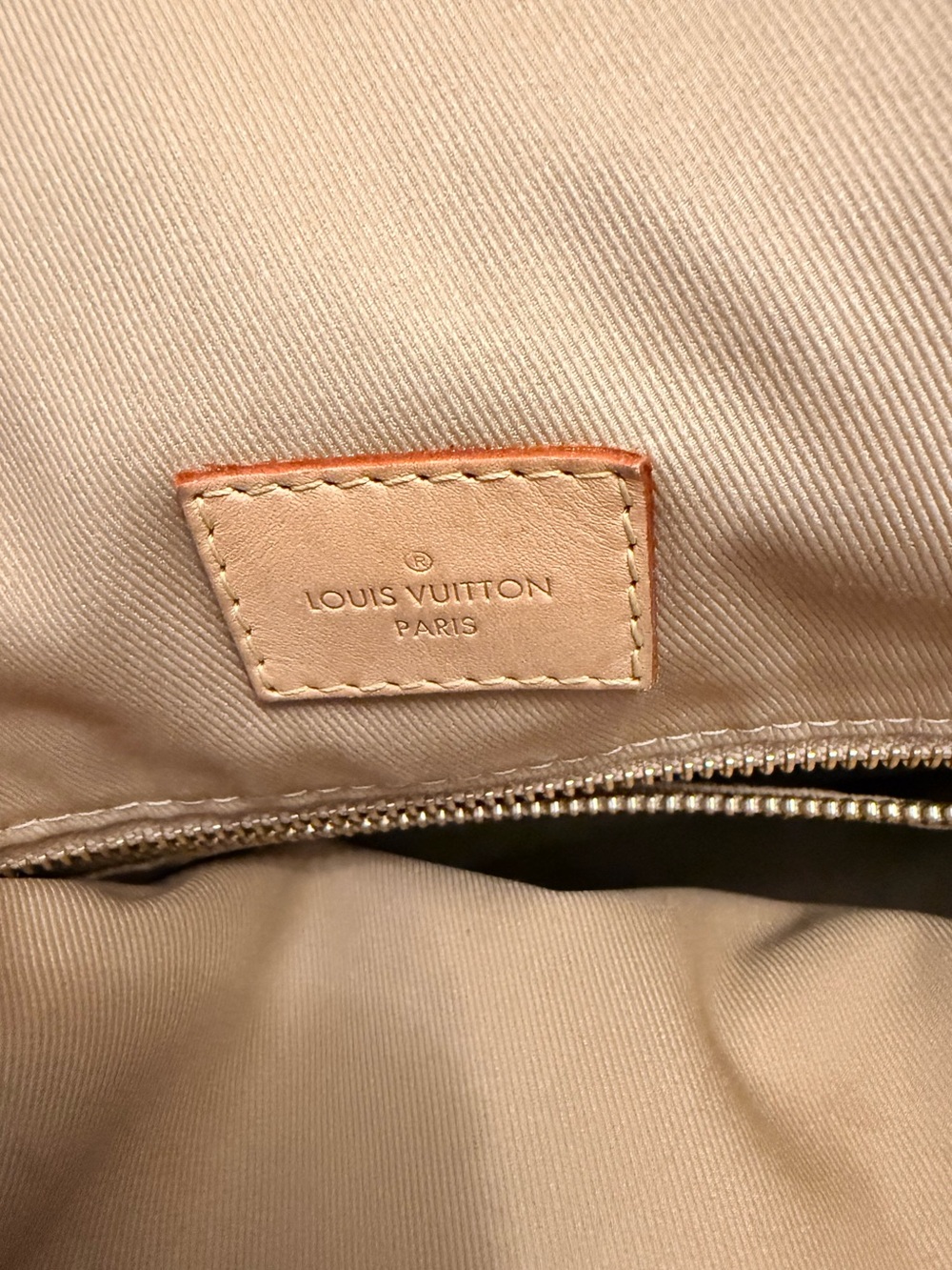 Louis Vuitton Graceful PM Monogram Shoulder Bag - Picture 10 of 12